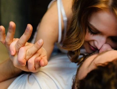 Τελείωσε σήμερα η «πενταήμερη της αμαρτίας»: Οι 400 swingers αποχαιρέτησαν την Κρήτη - Η μαρτυρία μιας swinger